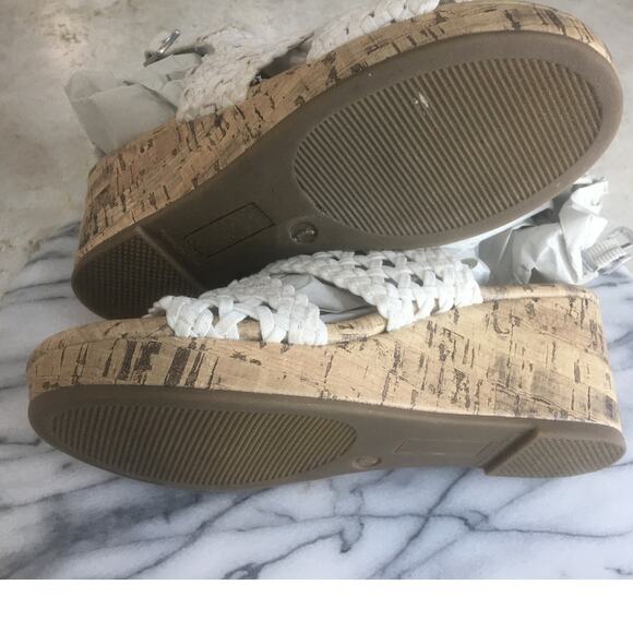 So Memory Foam Woven Canvas Faux Cork Wedges Girl's Size 1 - Picture 15 of 16
